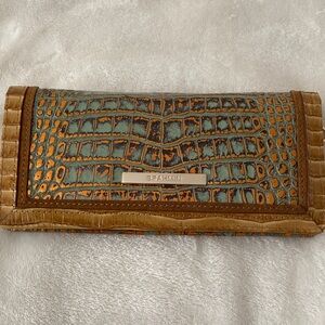 Brahmin Tiete Ady Wallet, EUC
